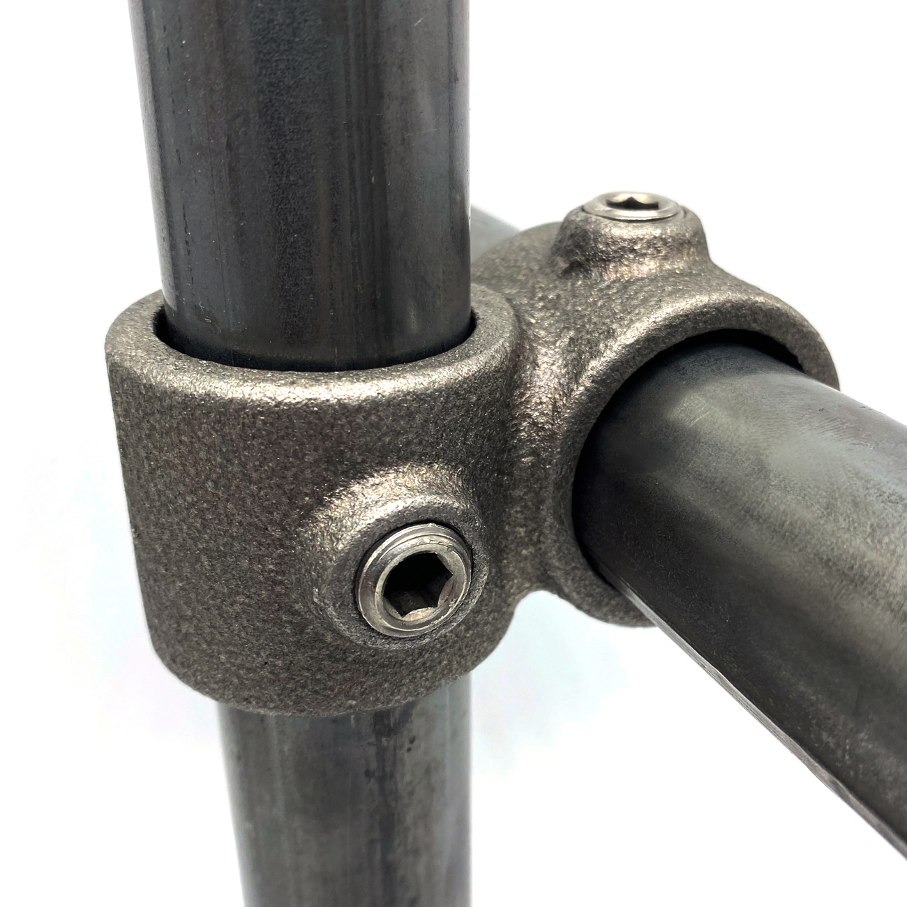 161-A Pieza transversal delante 90°- 26,9 mm (NAT.)