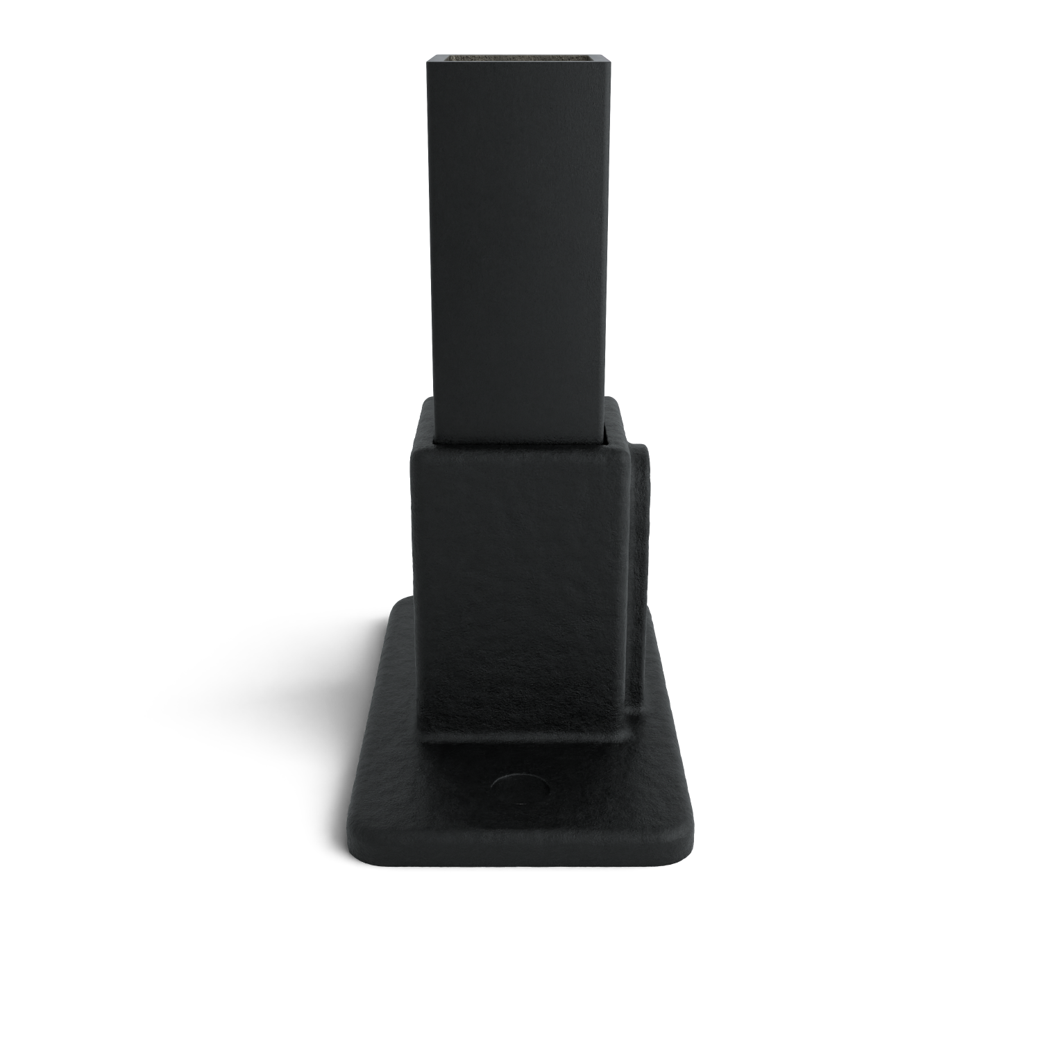Elemento industrial negro mate vertical sobre fondo blanco. Placa base rectangular plana con zócalo ancho en bloque. De él sobresale un poste cuadrado negro, esbelto y más alto; superficie ligeramente texturizada.